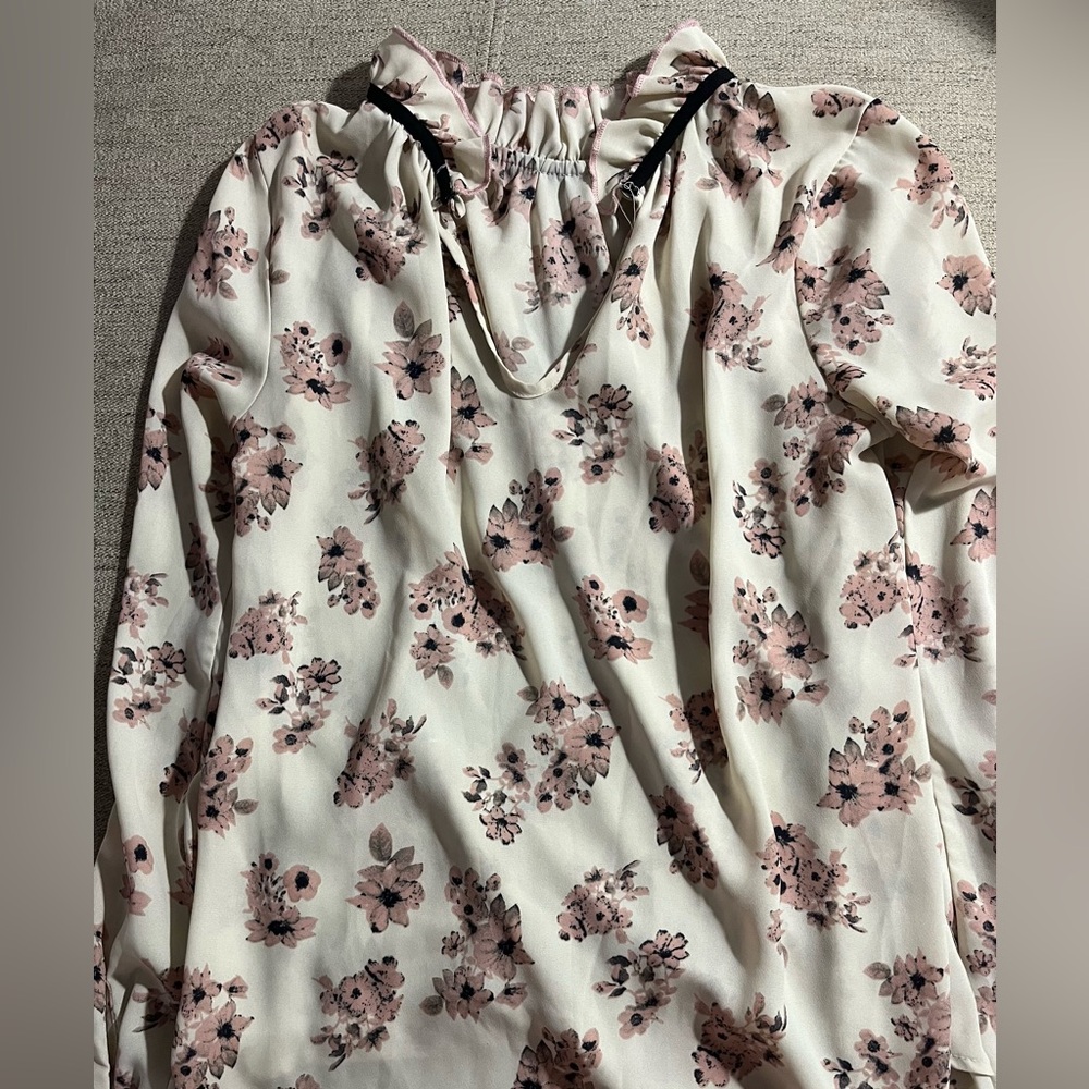 Sienna Sky Pink and Cream Floral Top